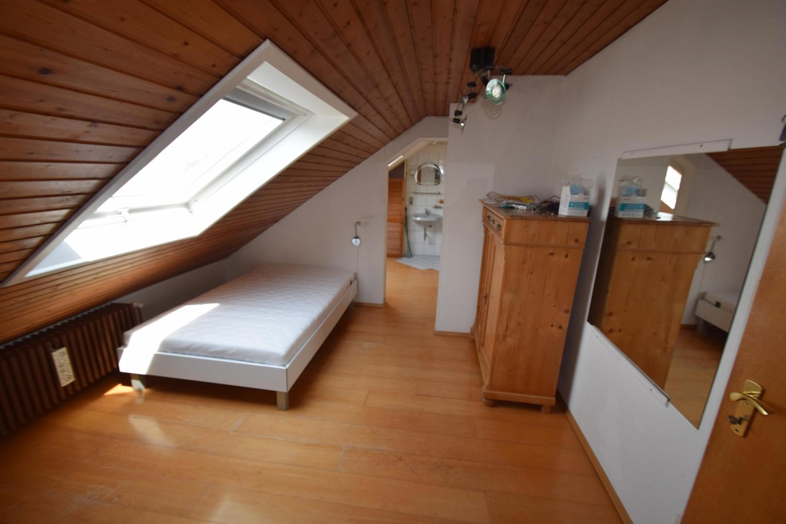1. Zimmer  Dach