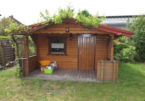 Partyhütte im Garten