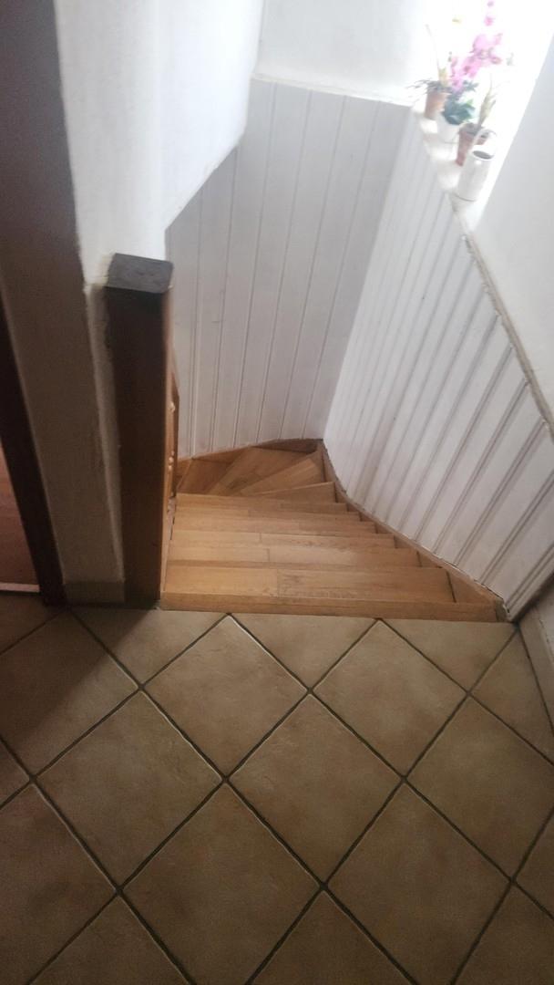 Treppenhaus zur Wohnung