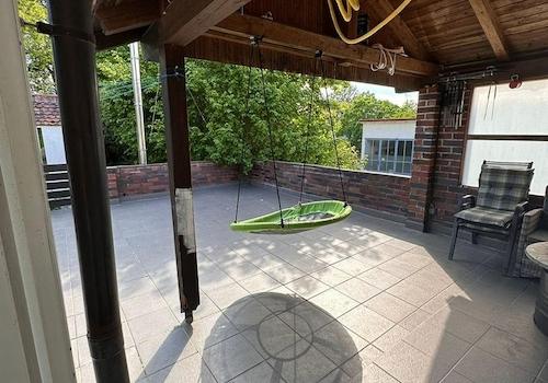 Terrasse mit Überdachung