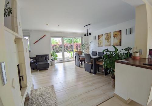 Blick ins Wohnzimmer Teil 2
