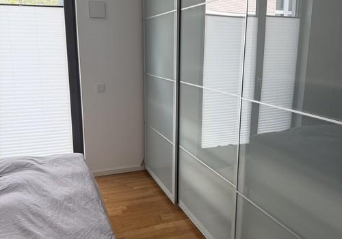 Schlafzimmer Kleiderschrank
