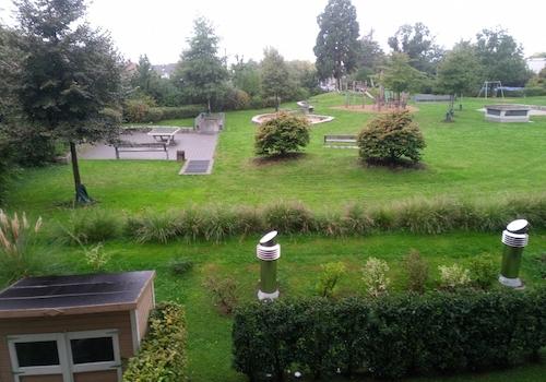 Weitere Spielwiese hinterm Haus