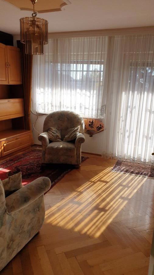 Kinderzimmer mit Balkon