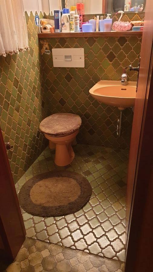Gäste WC UG