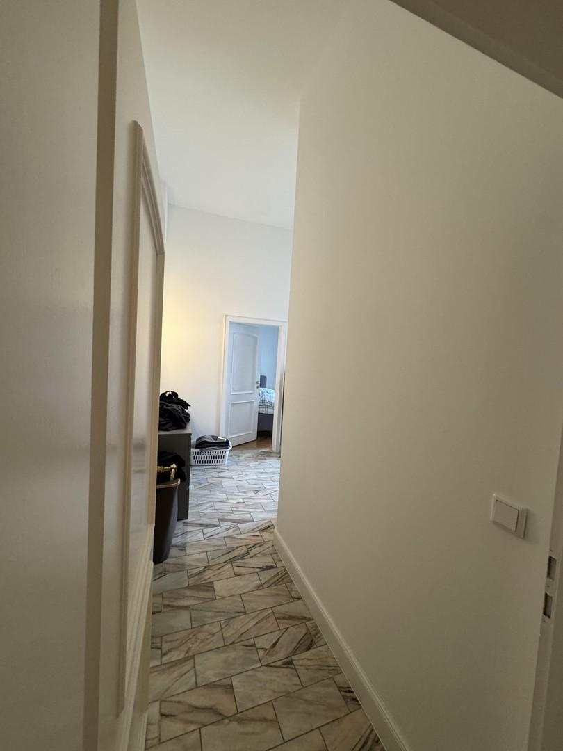 VERBINDUNGSZIMMER
