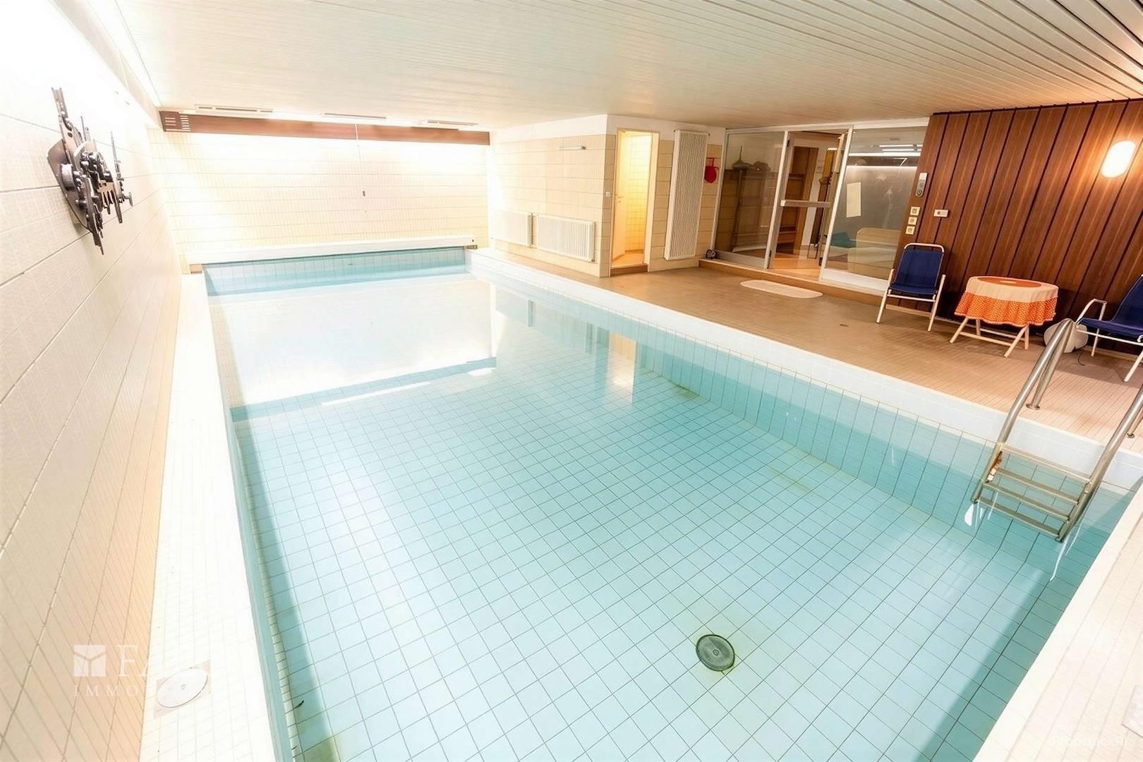 Schwimmbad UG