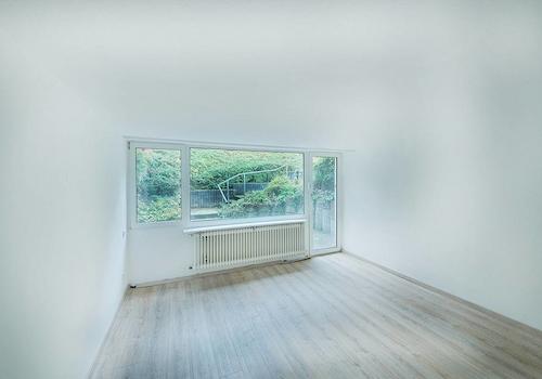 Büro/Arbeitszimmer im Souterrain