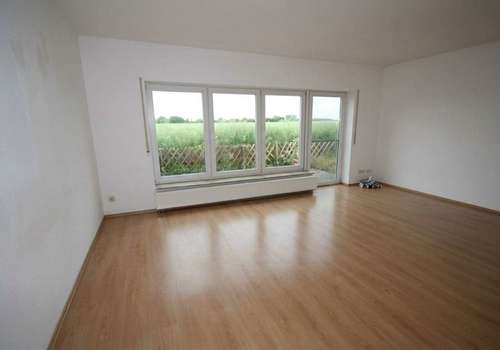 Wohnen mit Blick aufs Feld