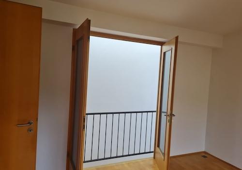 Wohnraum mit Öffnung zum Lichthof