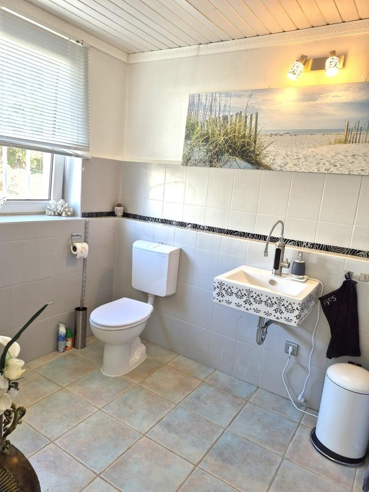 Hinterhaus: WC ehem. Galerie