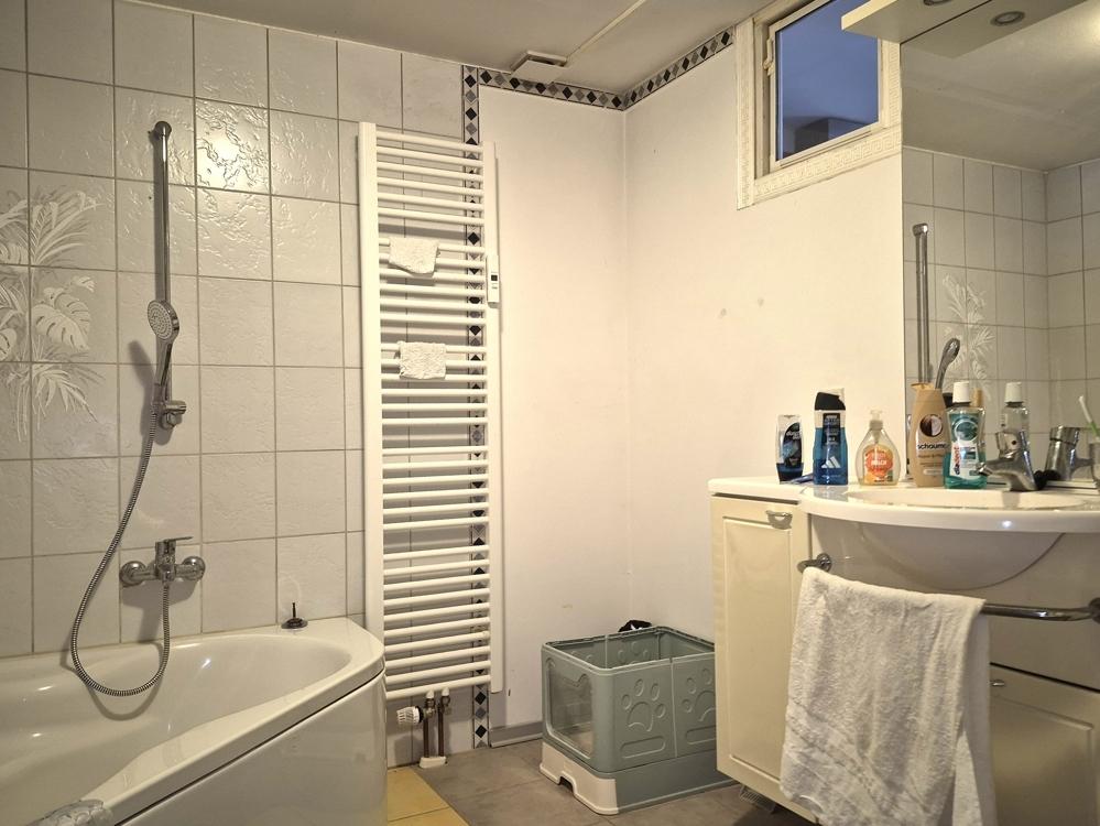 Bad Wohnung 3 Nebengebäude