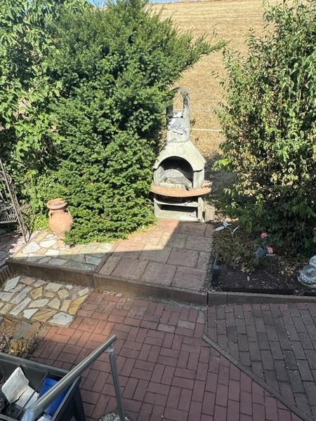 5 Garten mit Grillplatz