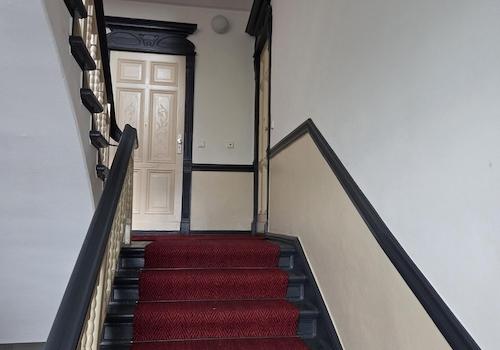 Treppenhaus zur Wohnung