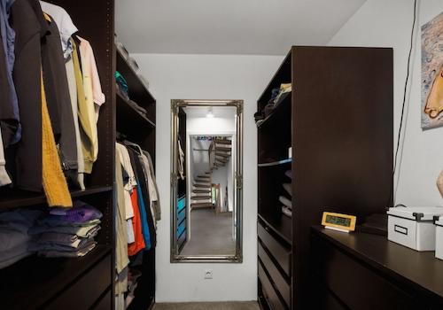 Ankleidezimmer im OG