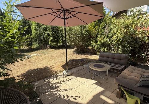 Terrasse und Garten