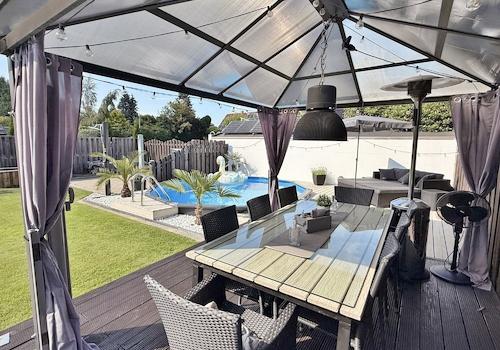 überdachte Terrasse