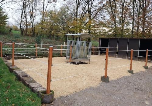 Paddock mit Offenstall
