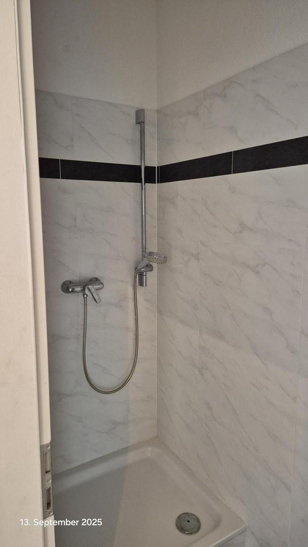 Seperate Dusche
