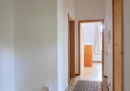 Blick in den oberen Wohnungsflur