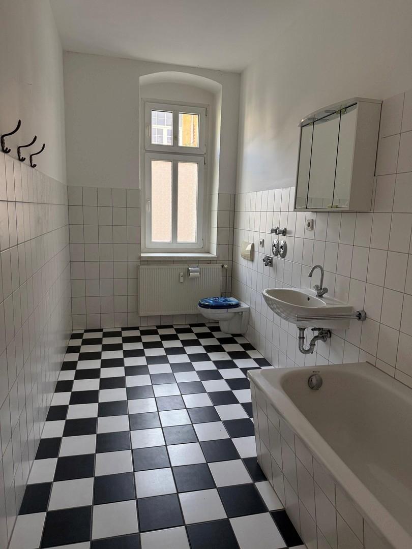 Bad mit Wanne