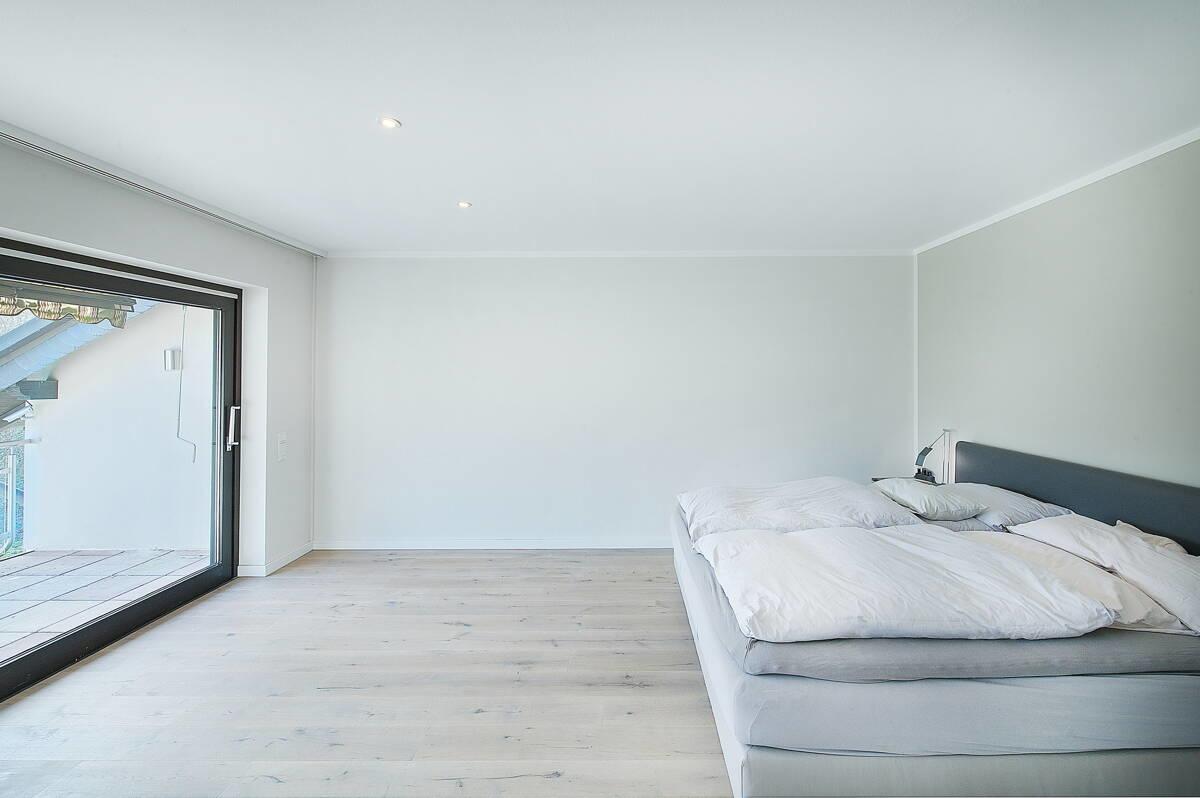 Schlafzimmer Eltern 1.OG