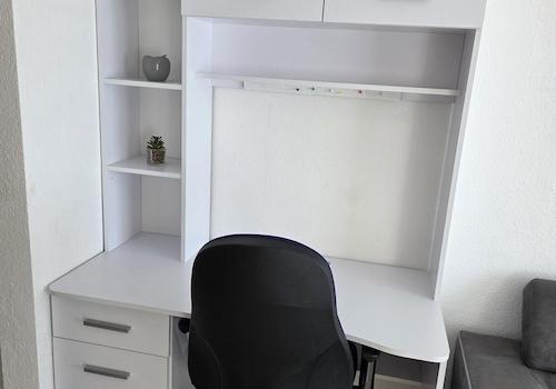 Schreibtischecke
