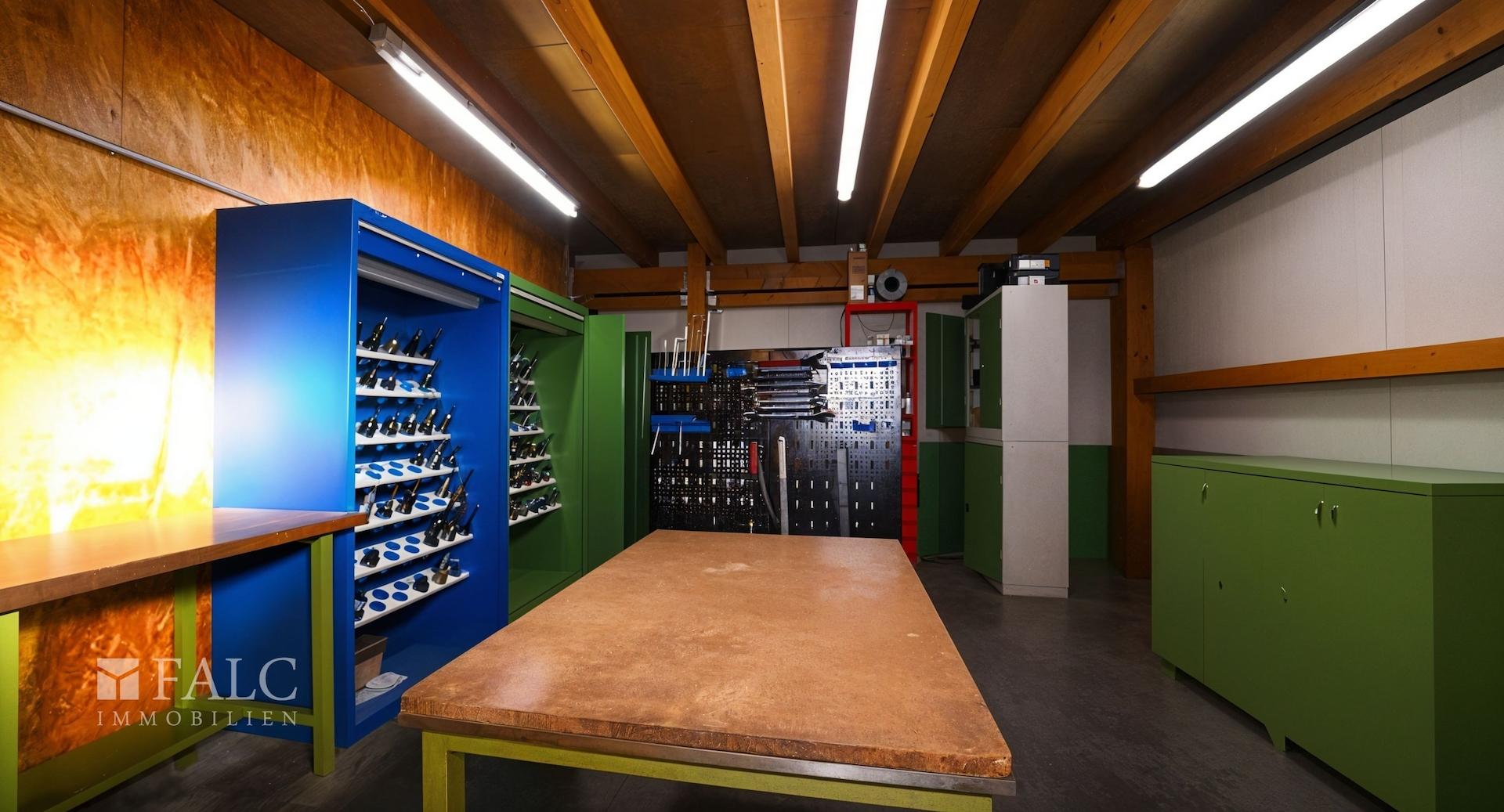 Lagerhalle