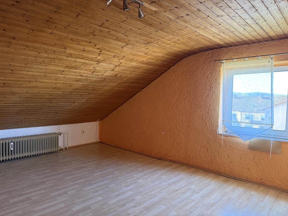 Wohnzimmer DG