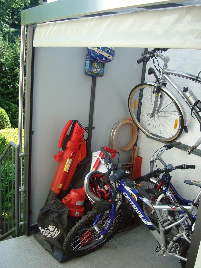 Abstellraum hinter F-Garage