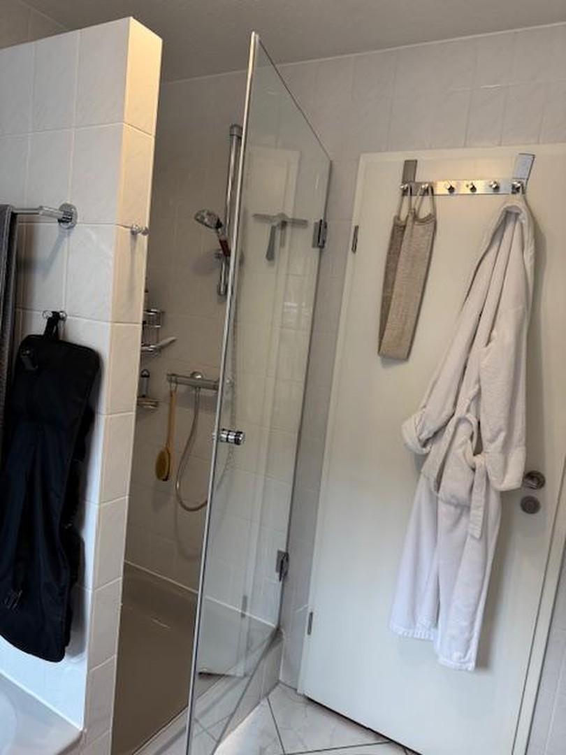 DG- Bad/WC +Dusche