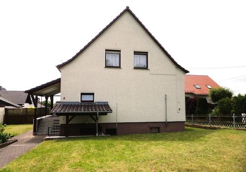Straßenansicht