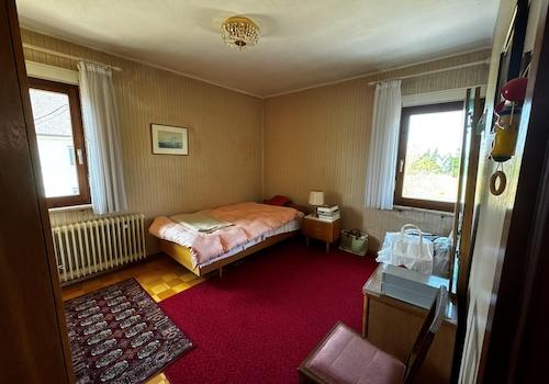 Schlafzimmer / Büro 2