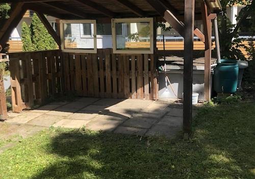 Eigener Garten mit Pergola