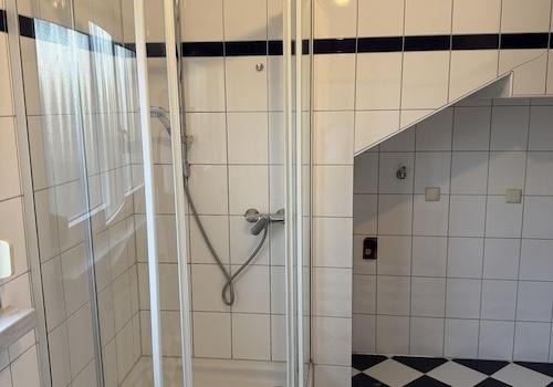 Badezimmer DG