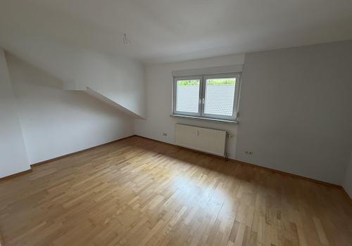 Schlafzimmer DG