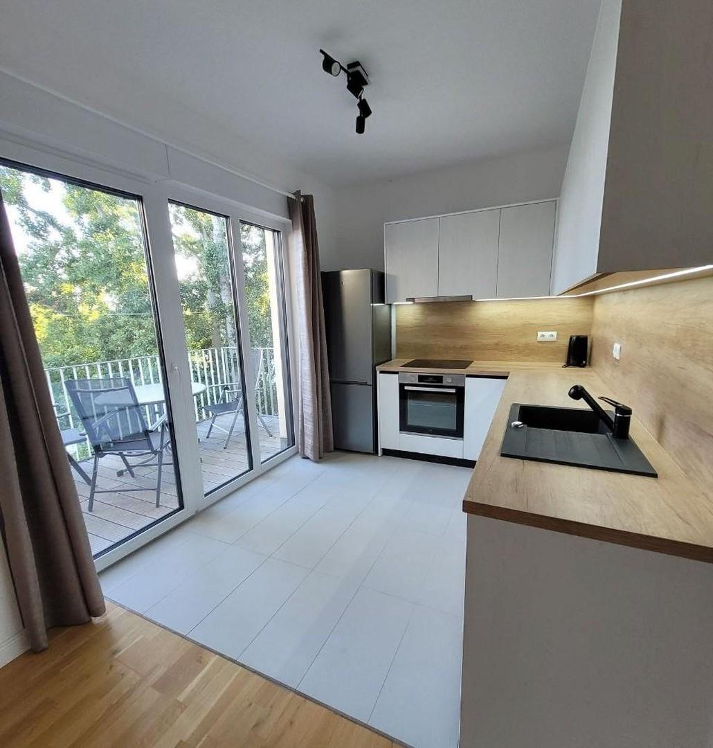 WG6/9 Wohnküche+Balkon