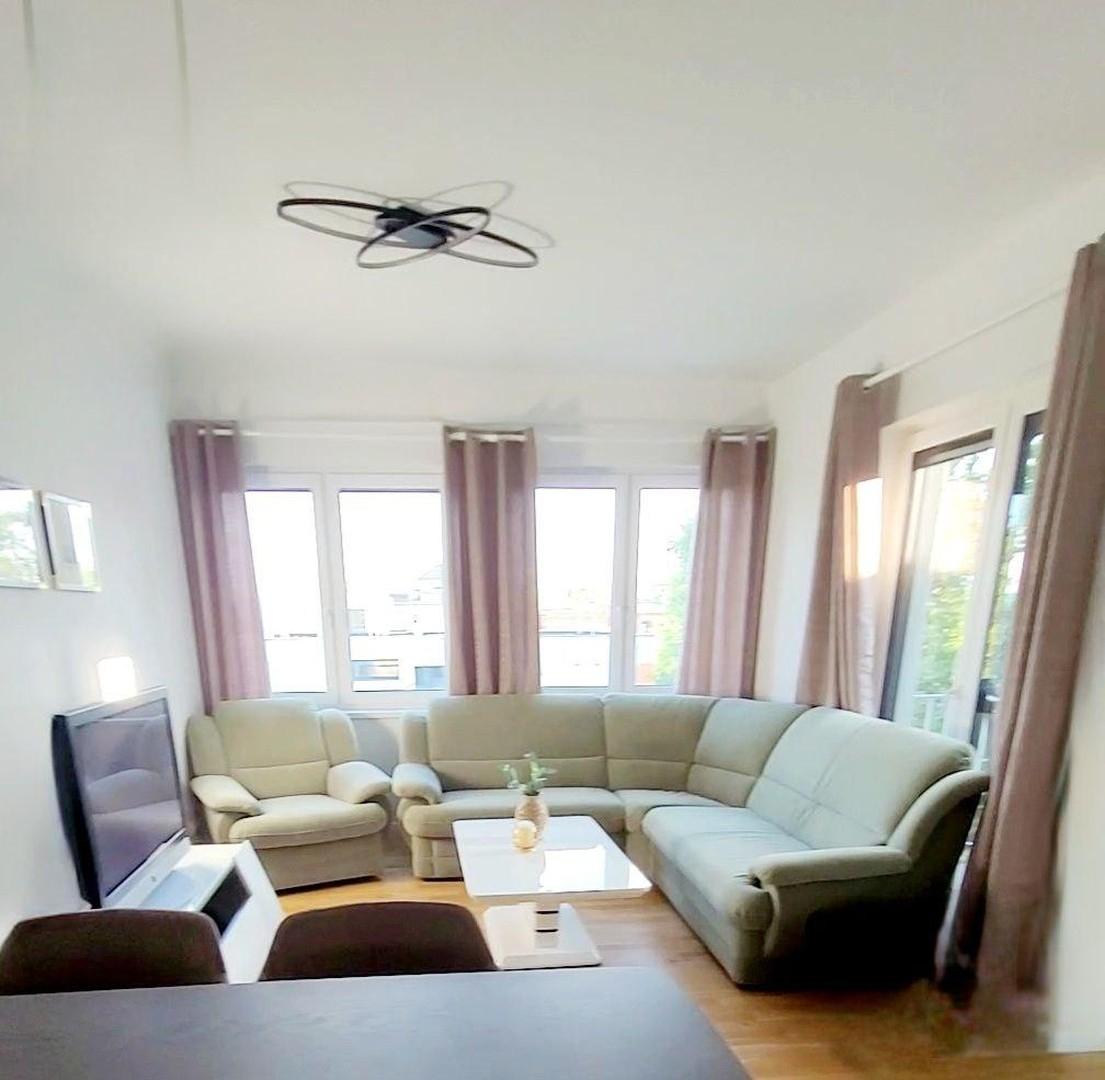 WG9 Wohnzimmer