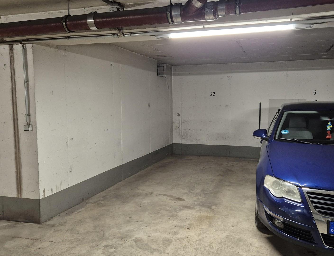 Tiefgaragenstellplatz
