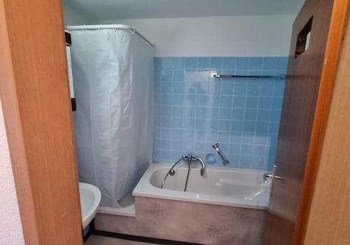 Badezimmer 2