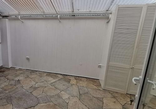 1.OG-links-überdachte Terrasse