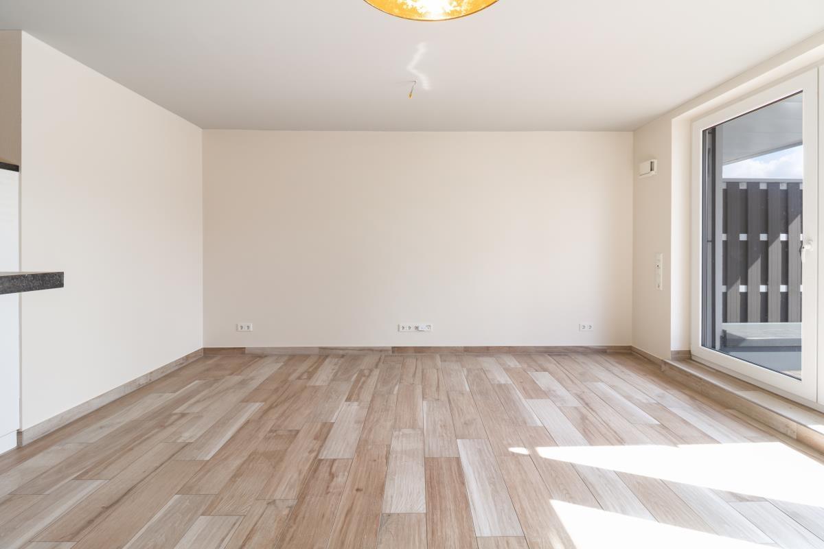 Wohnzimmer 1.2
