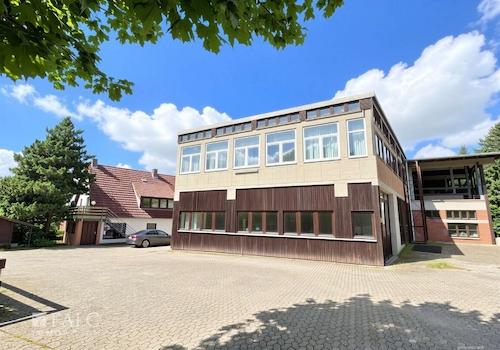Außenansicht Halle