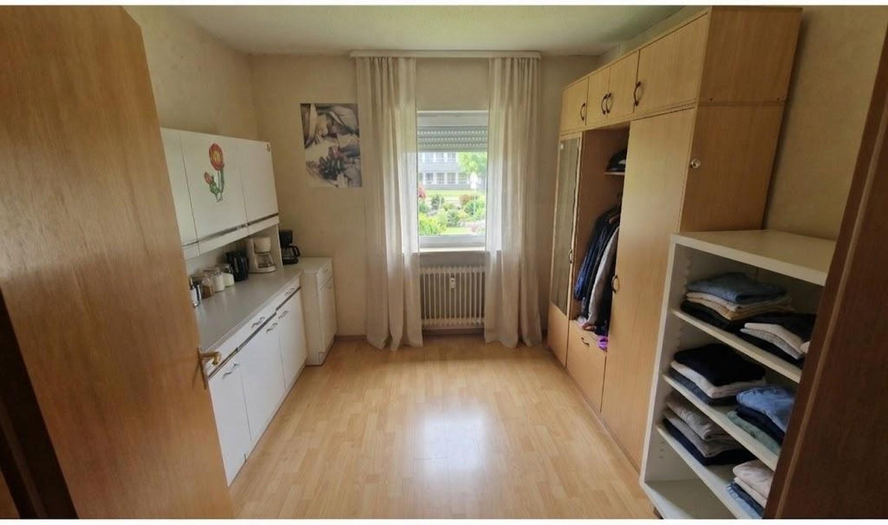 Zweites Schlafzimmer 