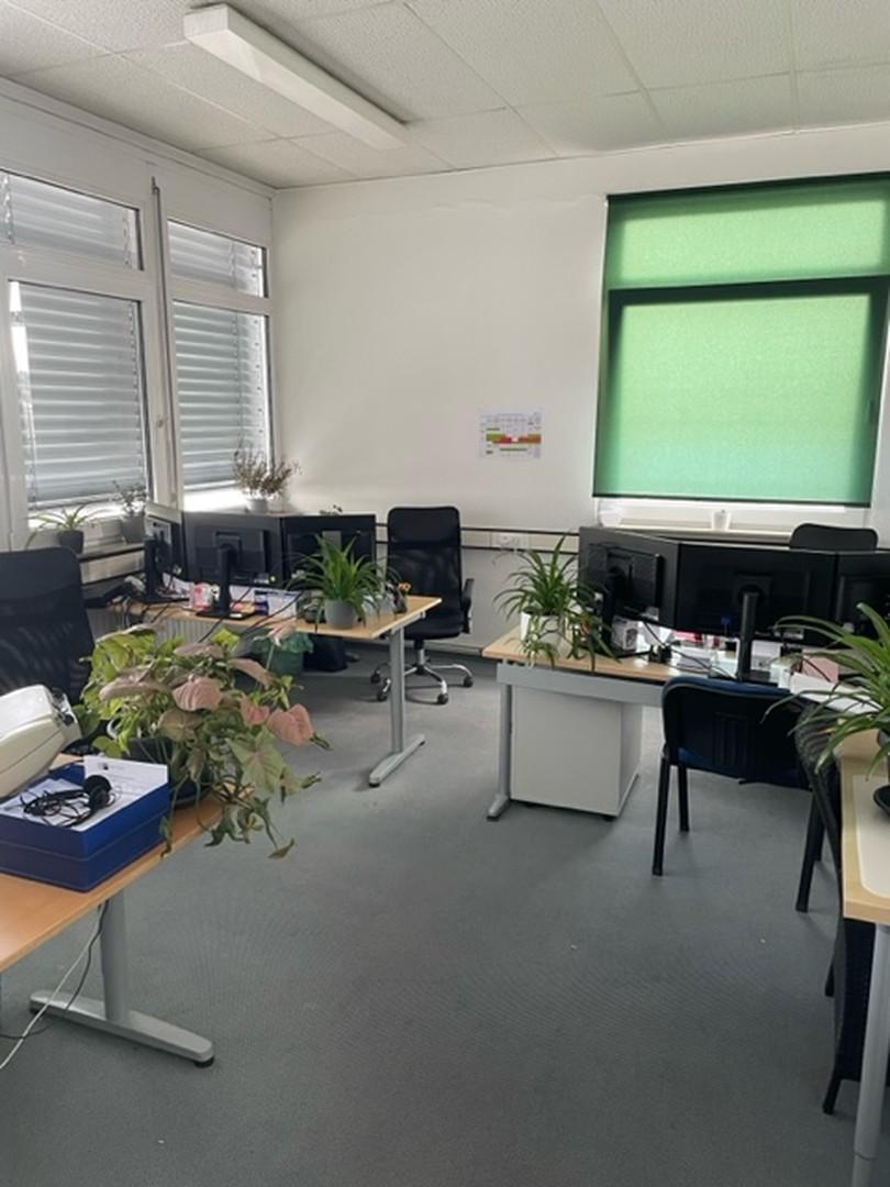 Büro 7
