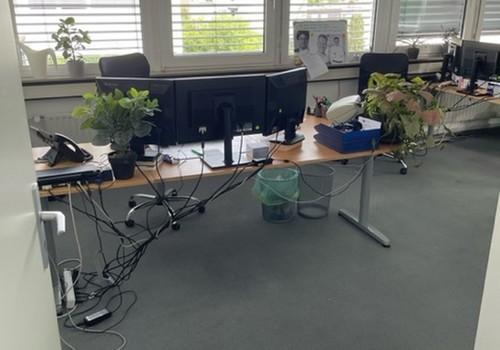 Büro 7