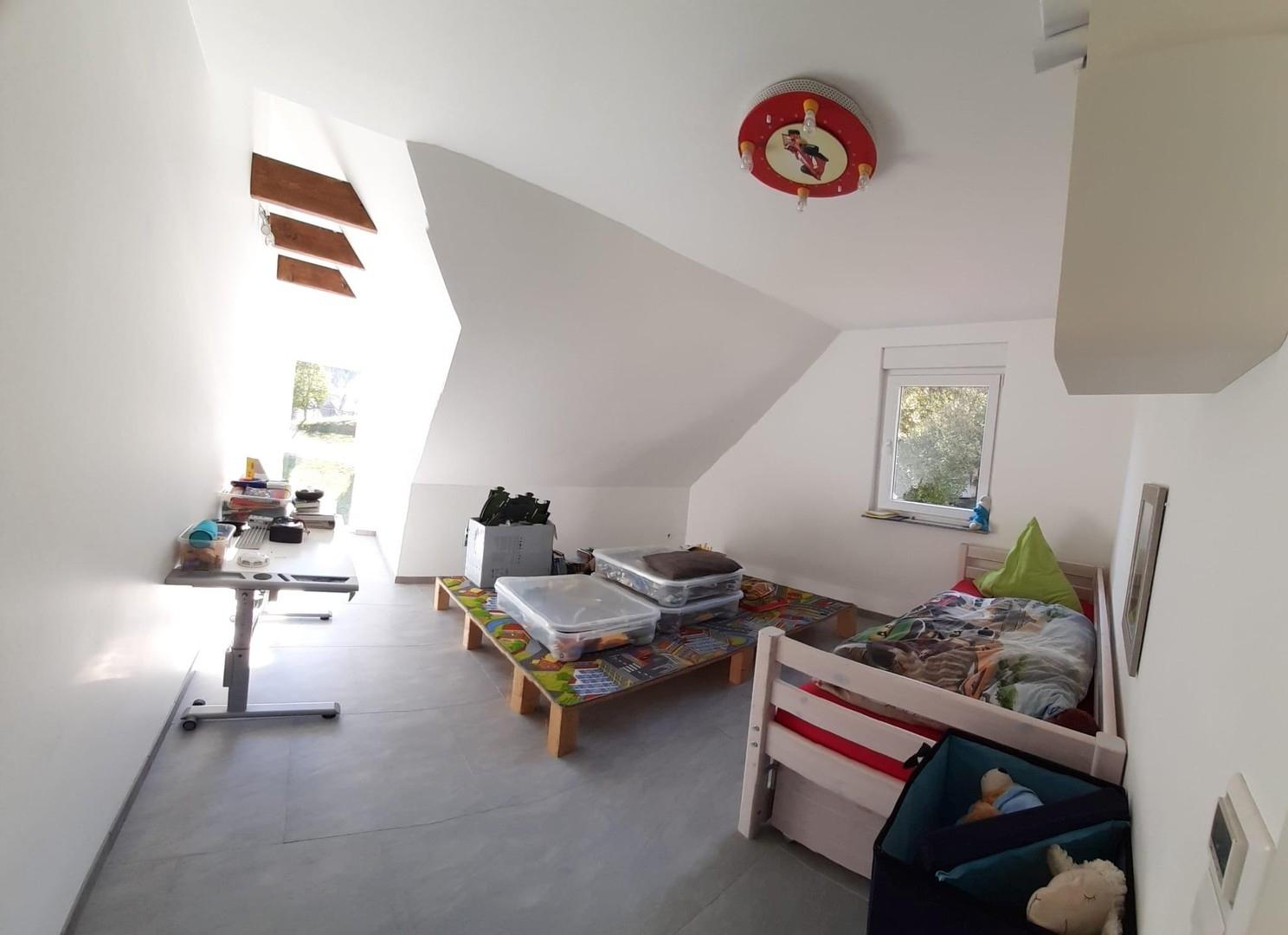 Kinderzimmer OG