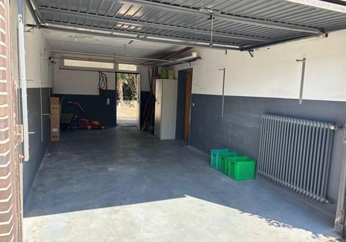 Garage groß 8,1m x 3,45 m