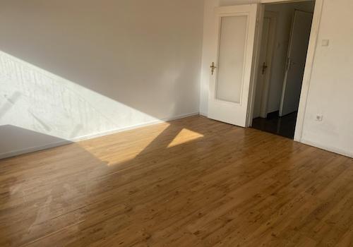 Wohnzimmer Bild 1
