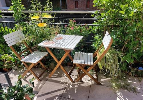 Terrasse direkt am Kanal